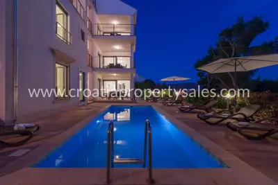 Apartment 77 m², Otok Brač - quiet location near the center - 6