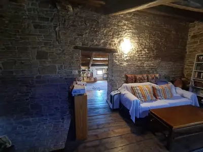 Kuća 140 m², Sveti Lovreč - kamena i mirna - 10