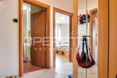Apartment 74 m², Gajnice - 2 parking spaces and storage room - 9