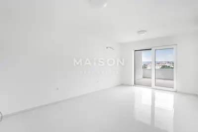 Stan 64 m², Novi Vinodolski - mirna lokacija i loggia