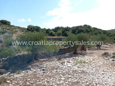 Zemljište, Brač, 36 000 m², 280 000 € - 16