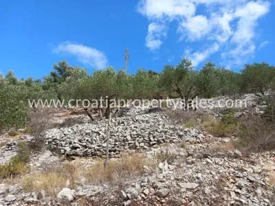 Zemljište, Brač, 36 000 m², 280 000 € - 15