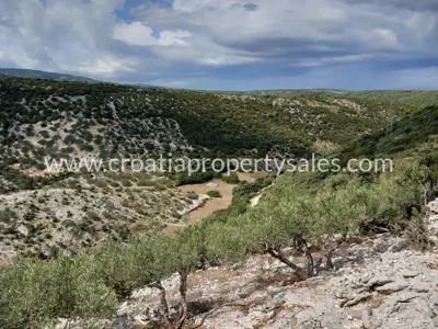 Zemljište, Brač, 36 000 m², 280 000 € - 14