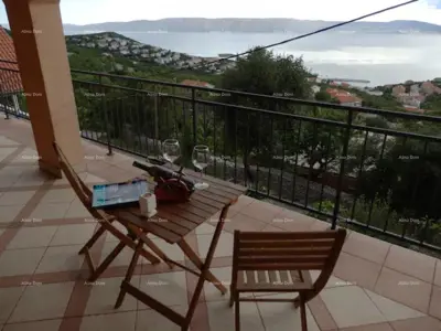 Kuća 5 apartmana, Klenovica, pogled na more i vrt - 12