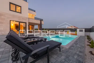 Modern villa with pool 217 m², Poljica Brig, Zadar - 5