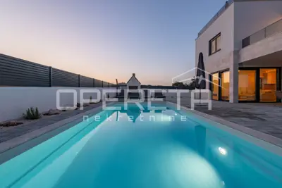 Modern villa with pool 217 m², Poljica Brig, Zadar - 10