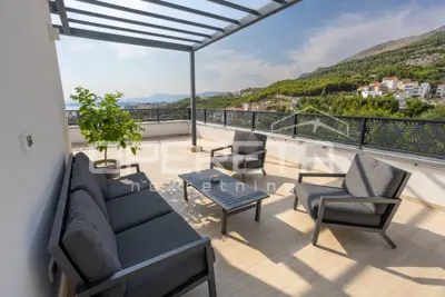 Apartment for rent in Podstrana, 220 m² - 15