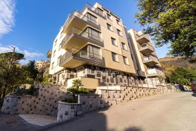 Apartment 126 m², Opatija - Centar, garden and 2 garage spaces - 9