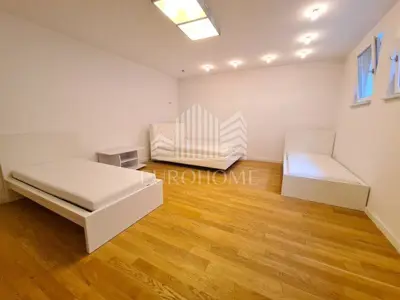 LUKSUZNA KATNICA 323 m², BLATO, BLIZINA ARENE, NAJAM - 6