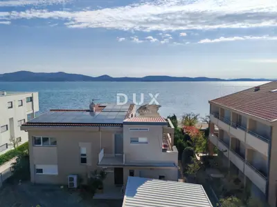 Penthouse 118 m², Sukošan - rooftop terrace and jacuzzi - 3