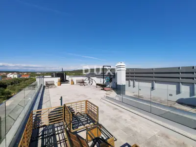 Penthouse 118 m², Sukošan - rooftop terrace and jacuzzi - 10