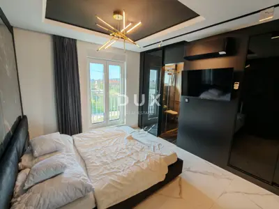Penthouse 118 m², Sukošan - rooftop terrace and jacuzzi - 16