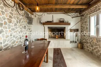 Villa in Omiš, Mediterranean style and fully landscaped yard - 7