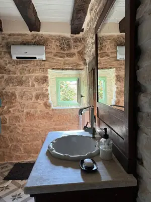 Stone house 100 m², Svetvinčenat - renovated and furnished - 21