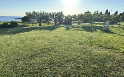 Lovrečica – građevinsko zemljište 614 m², samo 60 m od mora