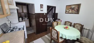 Haus 140 m², Šijana, Pula - 3 Schlafzimmer - 6