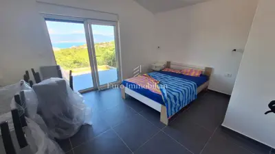 Vrbnik - nova kuća s predivnim pogledom - 14