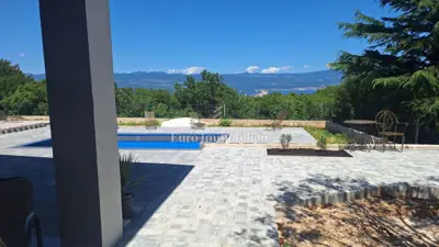Vrbnik - nova kuća s predivnim pogledom - 17