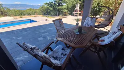 Vrbnik - nova kuća s predivnim pogledom - 16