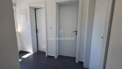 Vrbnik - nova kuća s predivnim pogledom - 15
