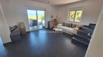 Vrbnik - nova kuća s predivnim pogledom - 7