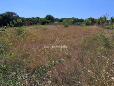 Poljoprivredno zemljište 495 m², Pula - Monteserpo, priključak vode