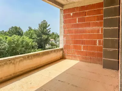 Novogradnja, kuća sa bazenom u blizini mora - 10