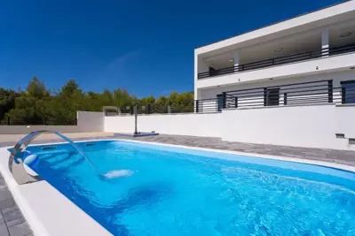 Villa 270 m², Kaštel Novi - pogled na kaštelanski zaljev - 6