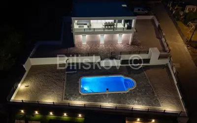 Villa 270 m², Kaštel Novi - pogled na kaštelanski zaljev - 9
