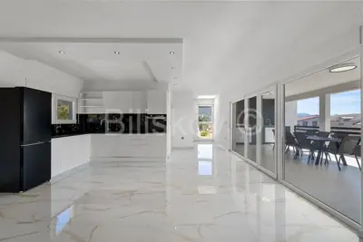 Villa 270 m², Kaštel Novi - pogled na kaštelanski zaljev - 10