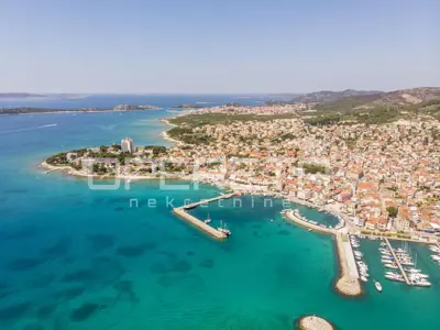 Building plot 600 m², Vodice - quiet location, sea view