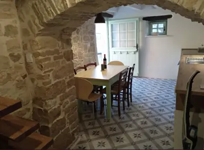 Steinhaus 100 m², Svetvinčenat - renoviert - 8