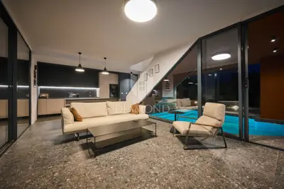 Kuća 130 m², Poreč - natkriveni bazen i vrt - 5