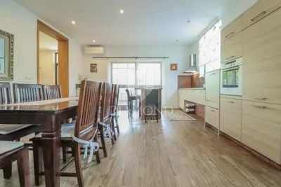 Kuća 350 m², Umag - velika okućnica 4.800 m² - 4