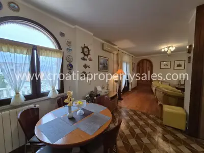 Kuća 223 m², otok Brač - brački kamen i pogled na more - 4
