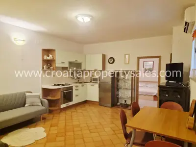 Kuća 223 m², otok Brač - brački kamen i pogled na more - 7
