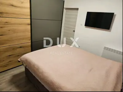 Apartment 151.7 m², Pula Centar - garden 129 m² and terrace - 9