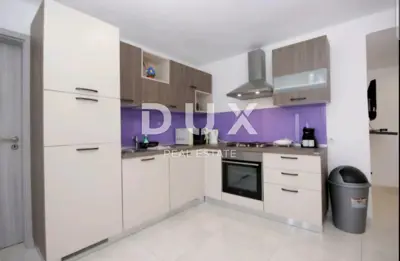 Apartment 151.7 m², Pula Centar - garden 129 m² and terrace - 19