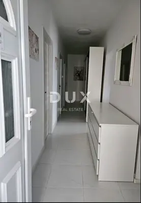 Apartment 151.7 m², Pula Centar - garden 129 m² and terrace - 12
