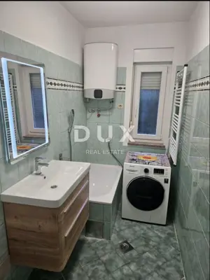 Apartment 151.7 m², Pula Centar - garden 129 m² and terrace - 14