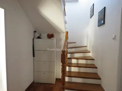 House 110 m², Filipana - pool and auxiliary building - 10