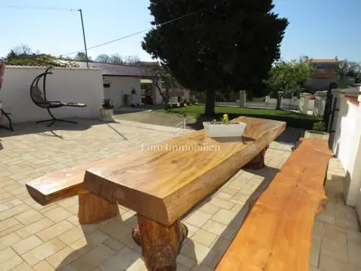 House 110 m², Filipana - pool and auxiliary building - 12