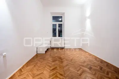 Gewerbefläche, Centar, 3 Büroräume und Balkon