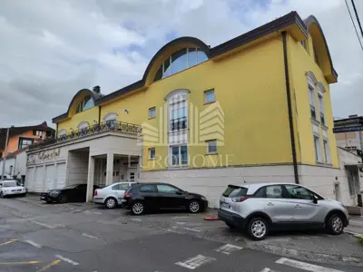 Stan 96 m², Gornja Dubrava, dvoetažni i 4 kupaonice