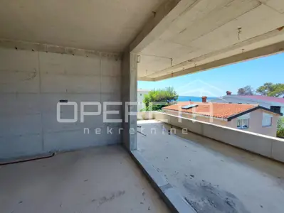 Apartment 80 m², Povljana - 2 bedrooms, balcony and sea view