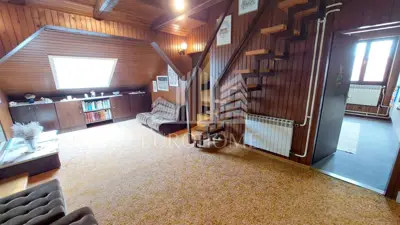 Stan 156 m², Britanac, pogled na gornjogradske vrtove - 4