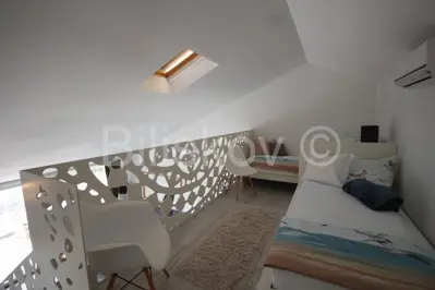 Apartment 87 m², Mimice - sea view and heated pool - 11