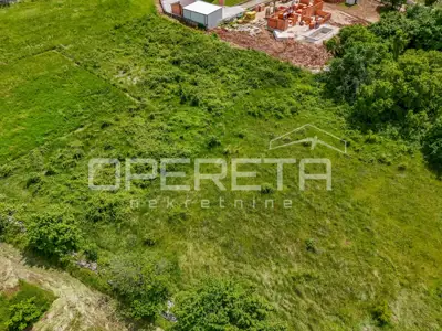 Građevinsko zemljište 894 m², Kanfanar - blagi nagib - 4