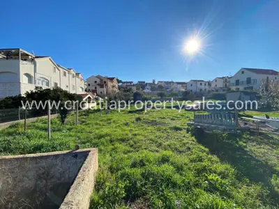 Building land 650 m², Otok Brač - near the center - 7