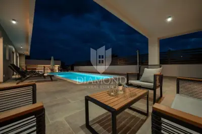 Villa 220 m², Svetvinčenat - pool and privacy - 14